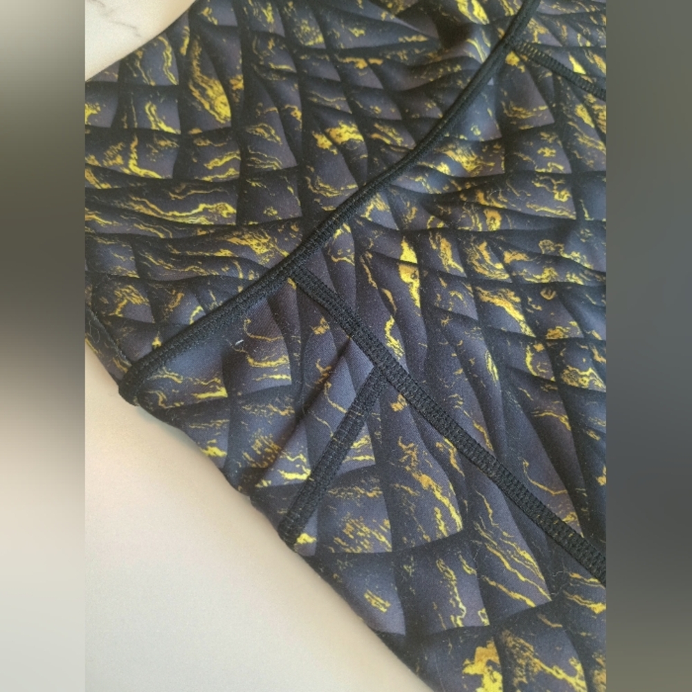 Black,Gray,Yellow Dragon Scale CVG Gym Shorts.
